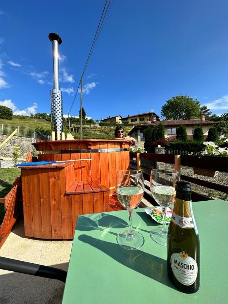 La Tana Dello Scoiattolo - Adults Only Bed & Breakfast Murazzano  Exterior foto