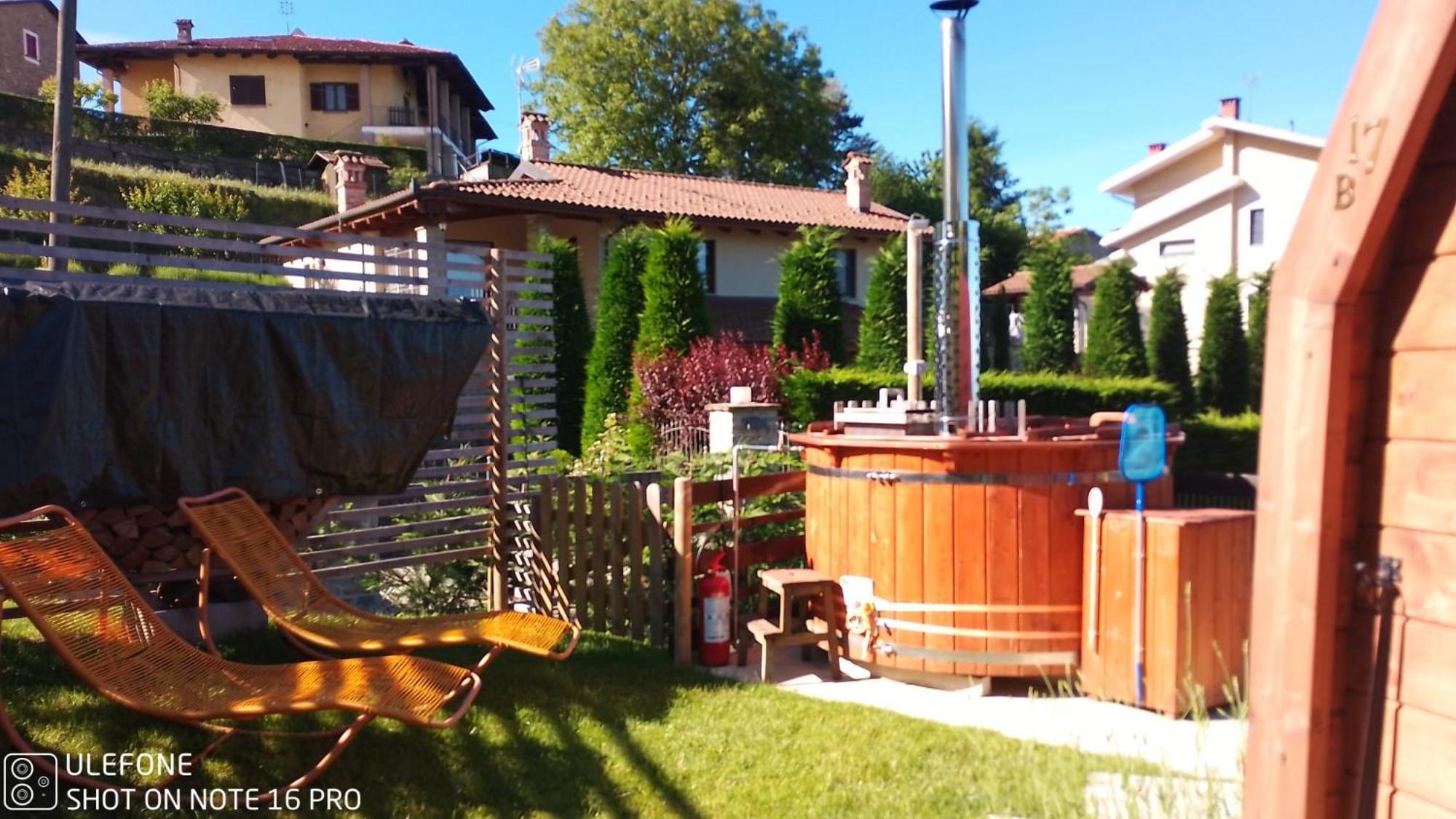 La Tana Dello Scoiattolo - Adults Only Bed & Breakfast Murazzano  Exterior foto