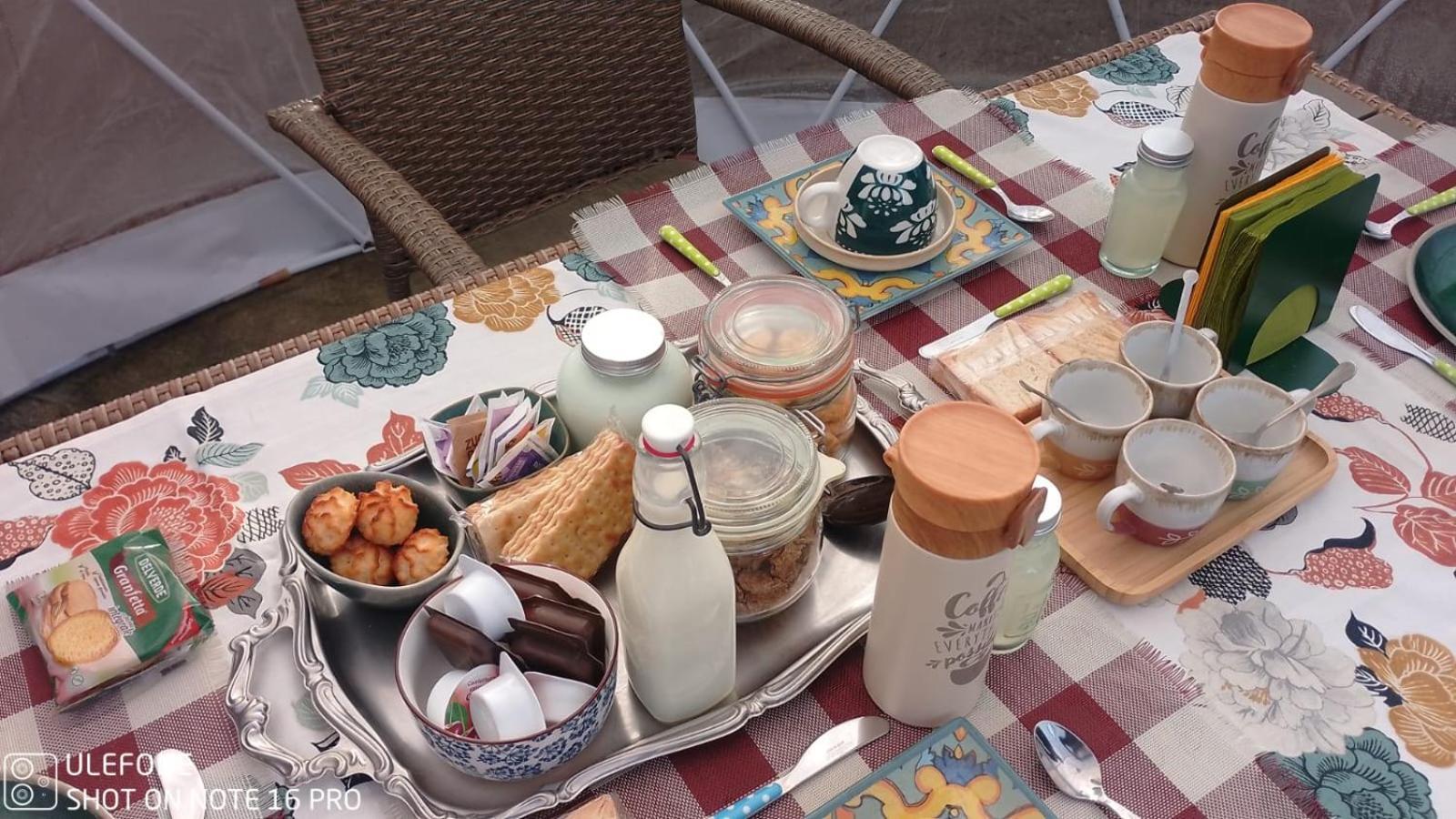 La Tana Dello Scoiattolo - Adults Only Bed & Breakfast Murazzano  Exterior foto
