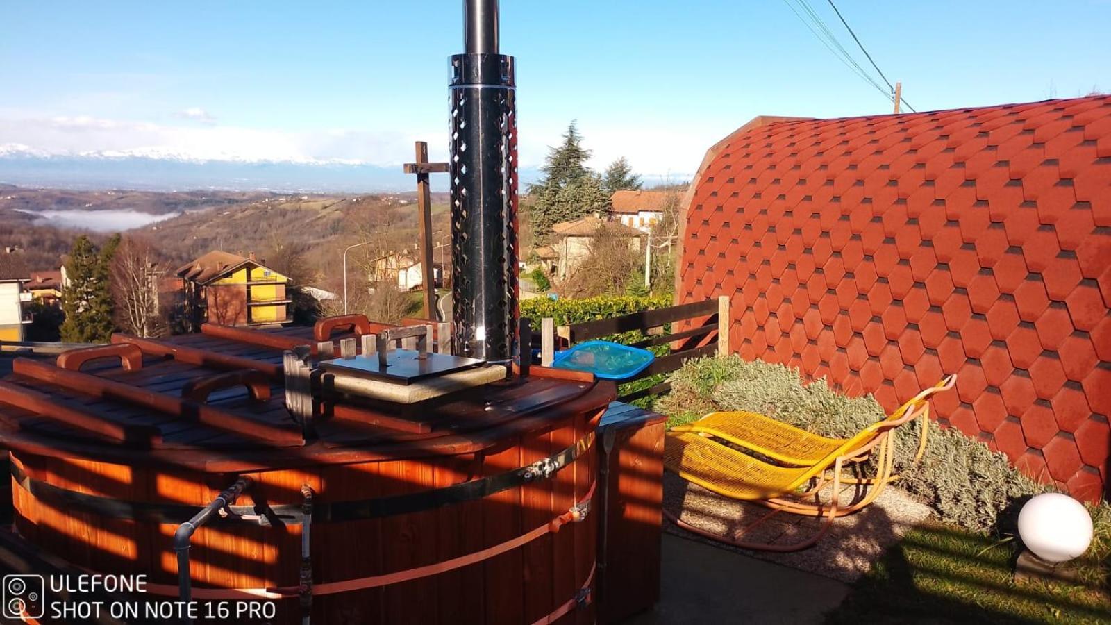 La Tana Dello Scoiattolo - Adults Only Bed & Breakfast Murazzano  Exterior foto